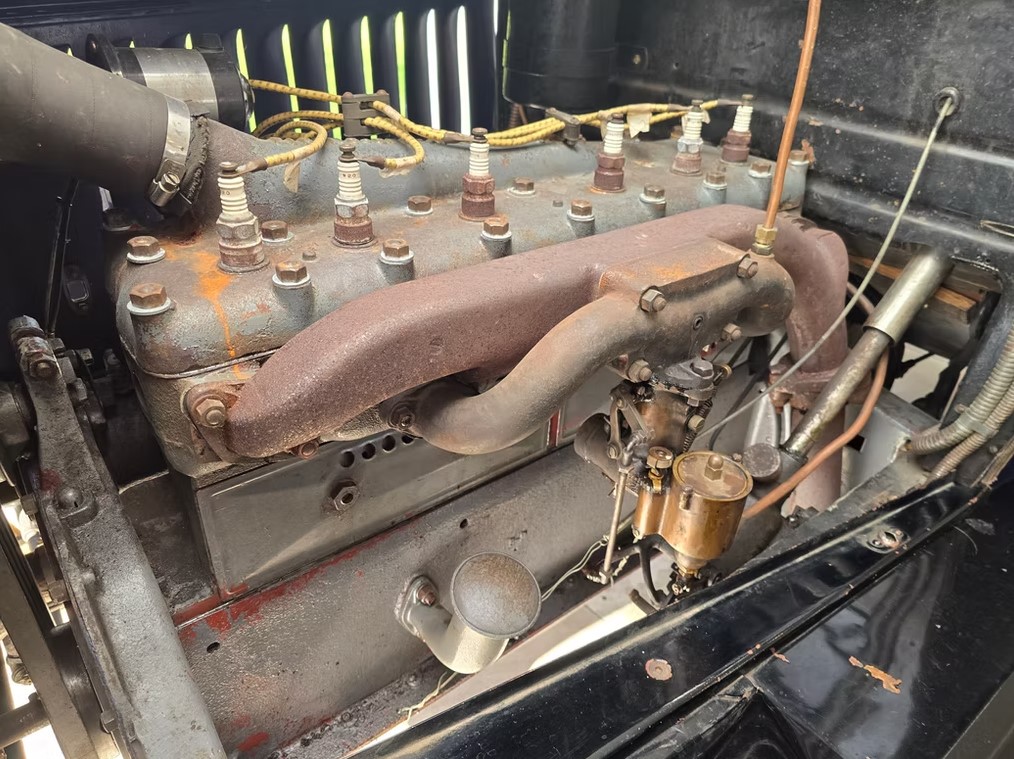 1918 Chalmers Six-30 Open Tourer-29