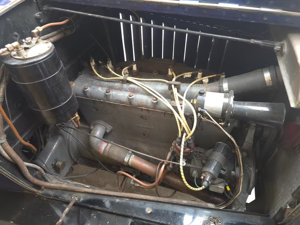1918 Chalmers Six-30 Open Tourer-30