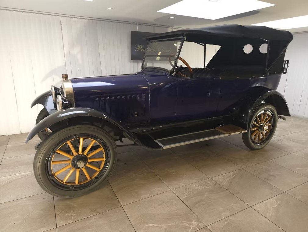 1918 Chalmers Six-30 Open Tourer-9
