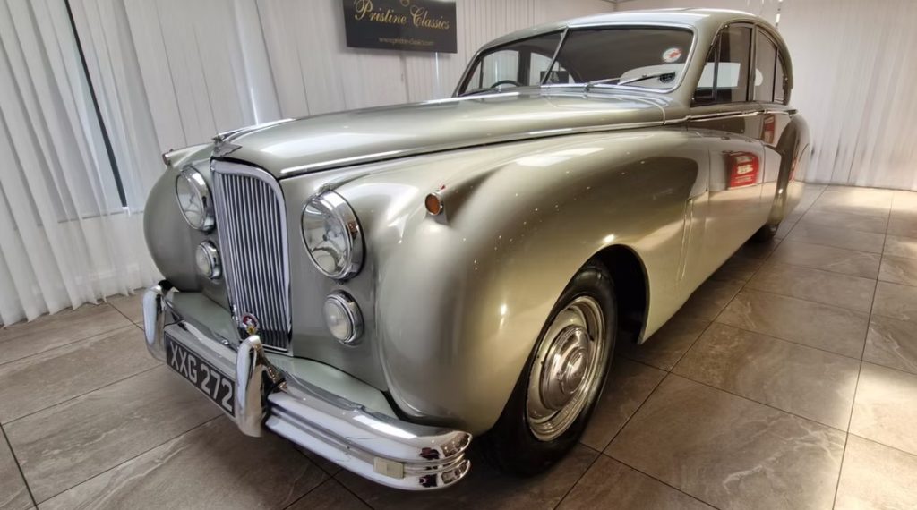 1952 Jaguar MK VII-2