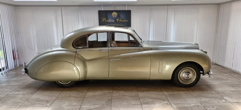 1952 Jaguar MK VII-8