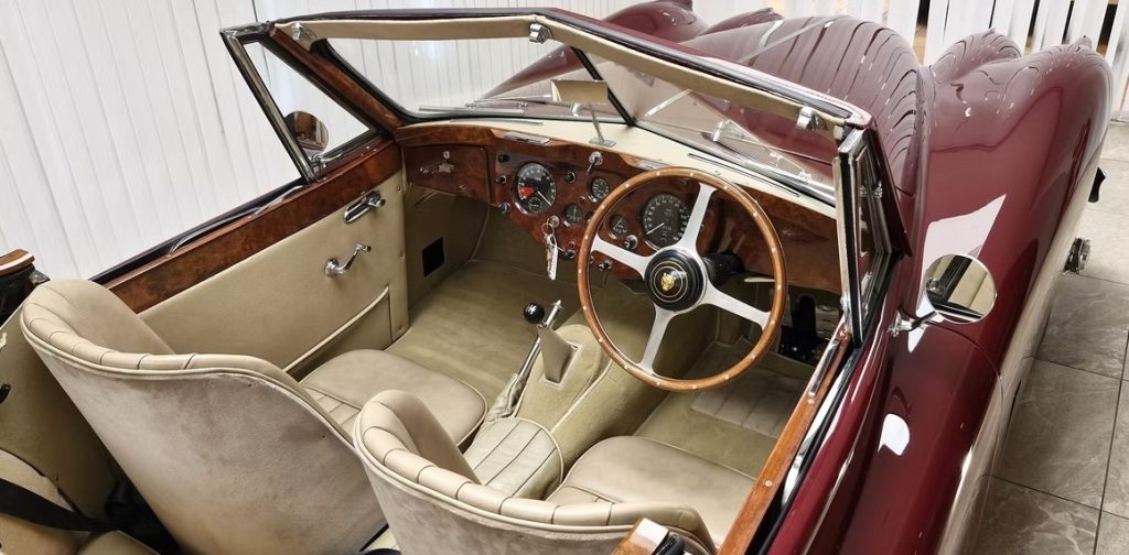 1955 Jaguar XK140 DHC-27