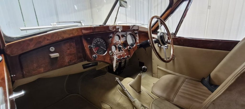 1955 Jaguar XK140 DHC-42