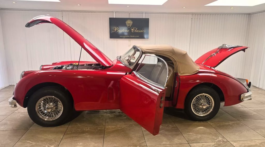 1959 Jaguar XK 150 3.4 S-11