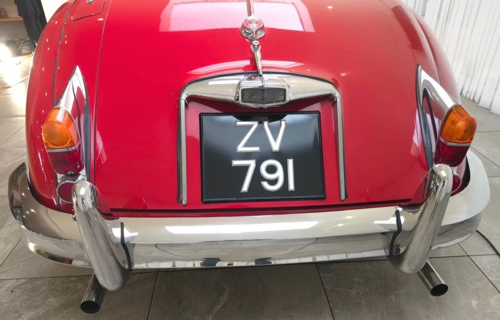 1959 Jaguar XK 150 3.4 S-13
