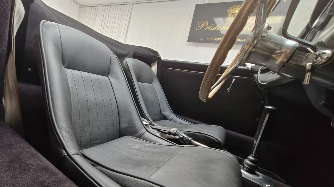 1961 Porsche 356 Speedster