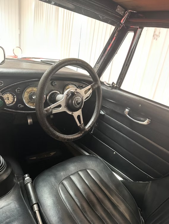1963 Austin Healey BJ7-19
