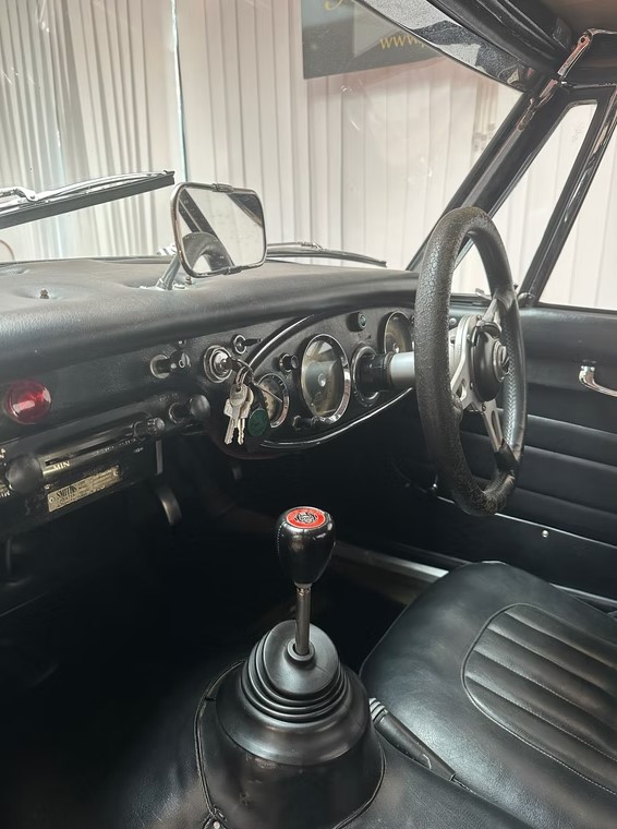1963 Austin Healey BJ7-21