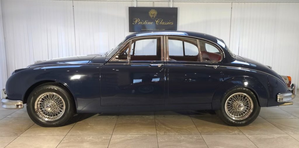 1964 Daimler 2.5 V8 Automatic 3
