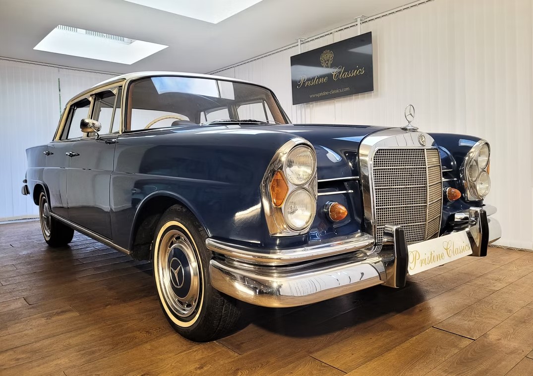 1965 Mercedes Fintail-1