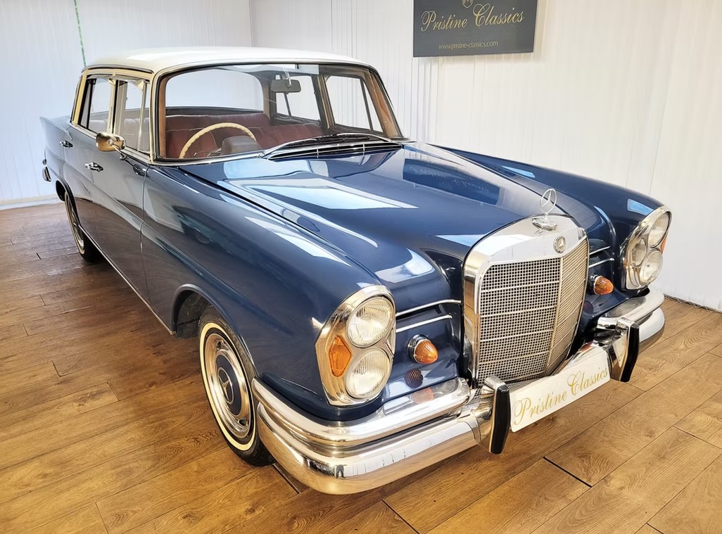 1965 Mercedes Fintail-10