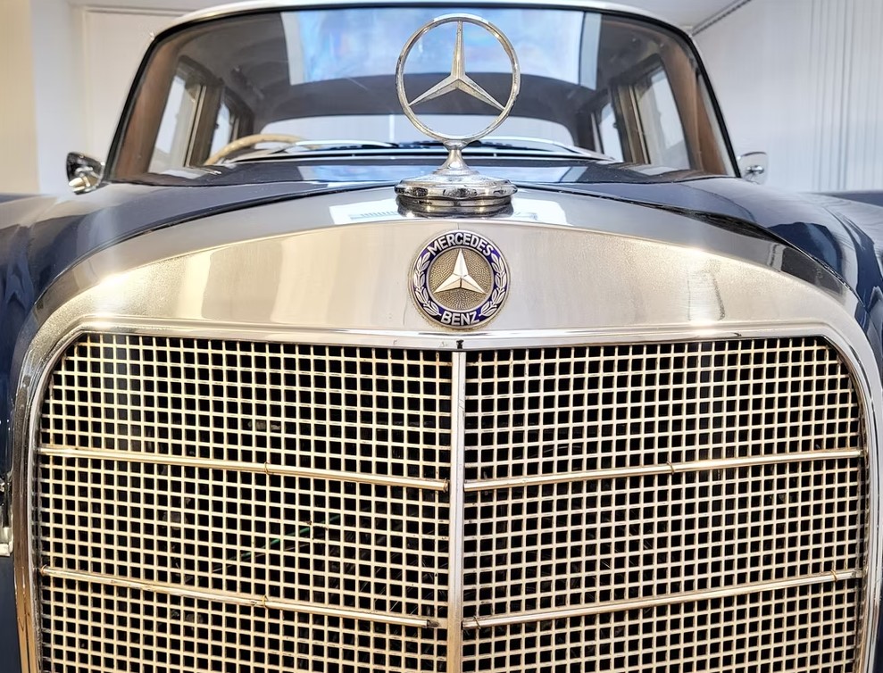 1965 Mercedes Fintail-3