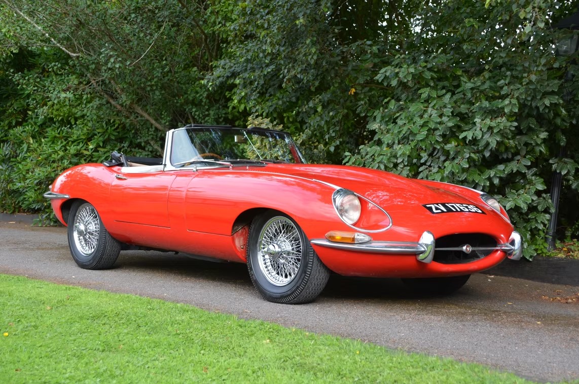 1968 Jaguar E-Type-1