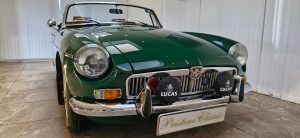 1973 MG MGB Roadster-12