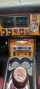 1973 MG MGB Roadster-19