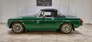 1973 MG MGB Roadster-4
