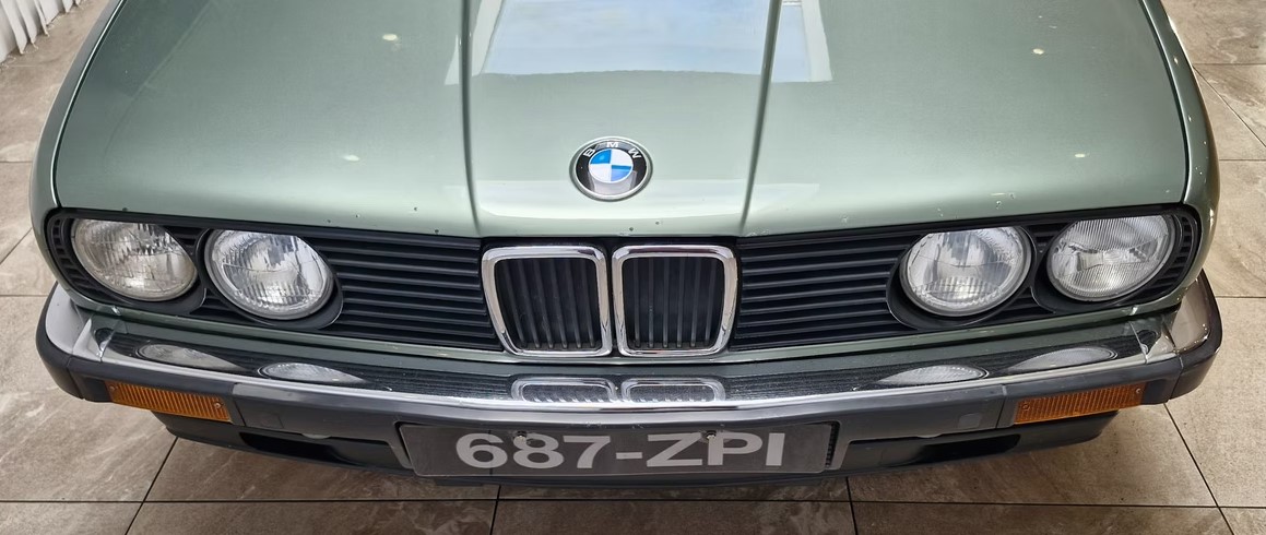 1985 BMW 320i-13