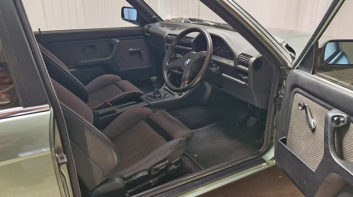 1985 BMW 320i-18
