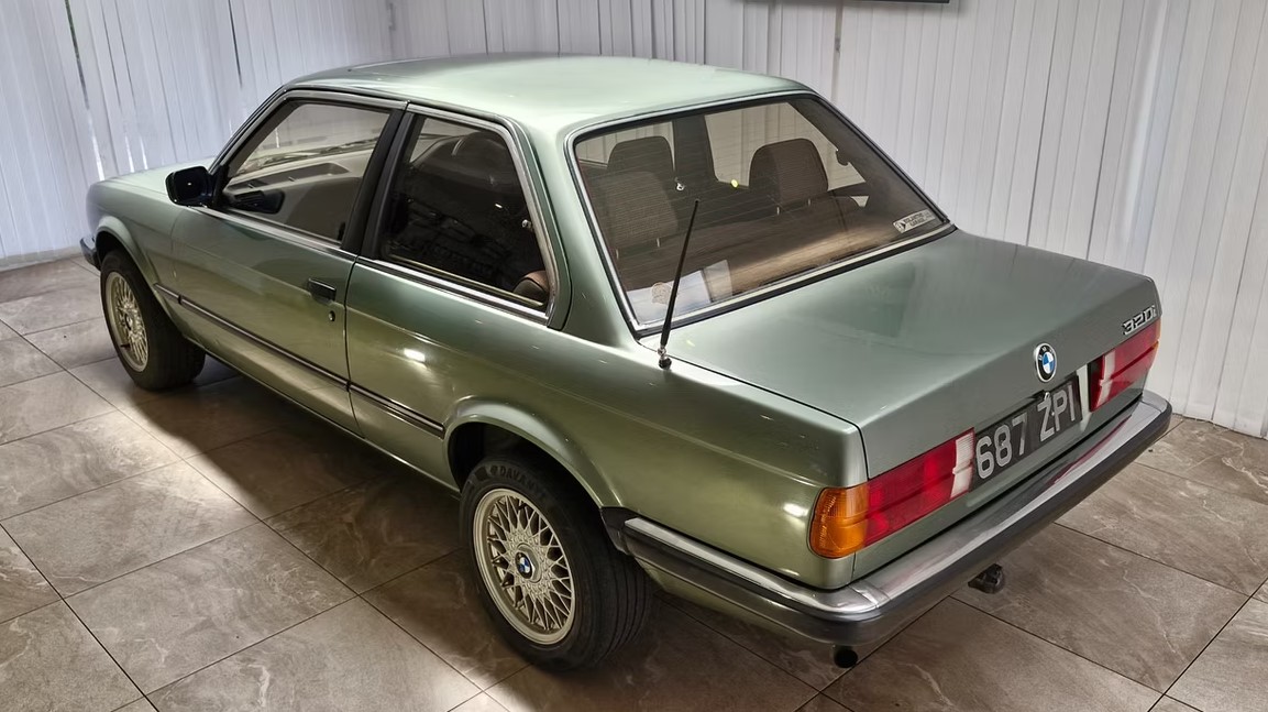 1985 BMW 320i-6