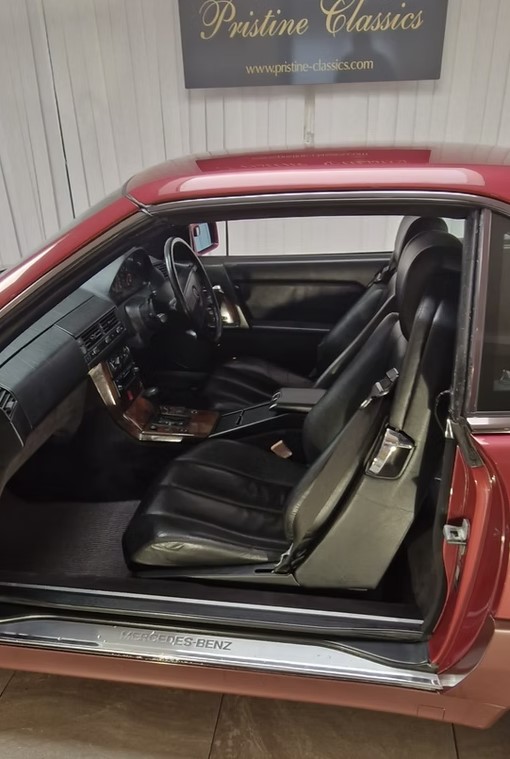 1990 Mercedes-Benz 500 SL-47