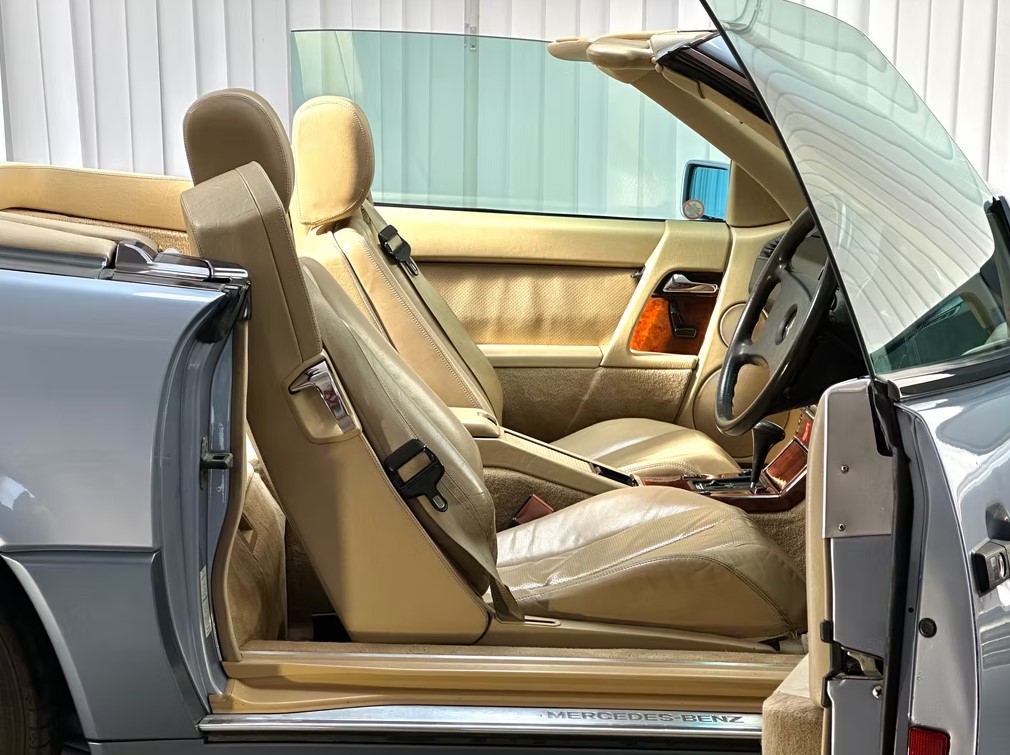 1991 Mercedes 300 SL-3