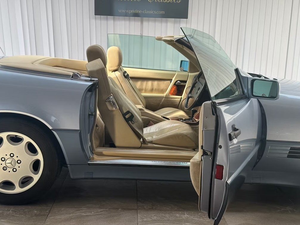 1991 Mercedes 300 SL-6