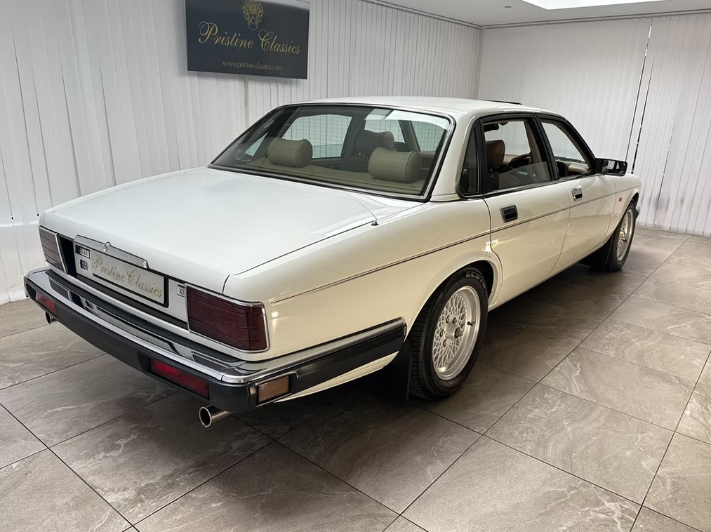1994 Jagualr XJ81