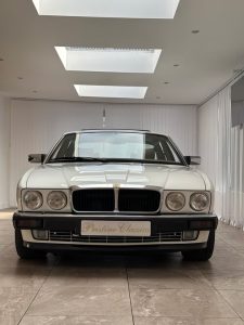 1994 Jagualr XJ81
