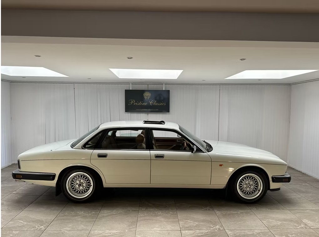 1994 Jagualr XJ81