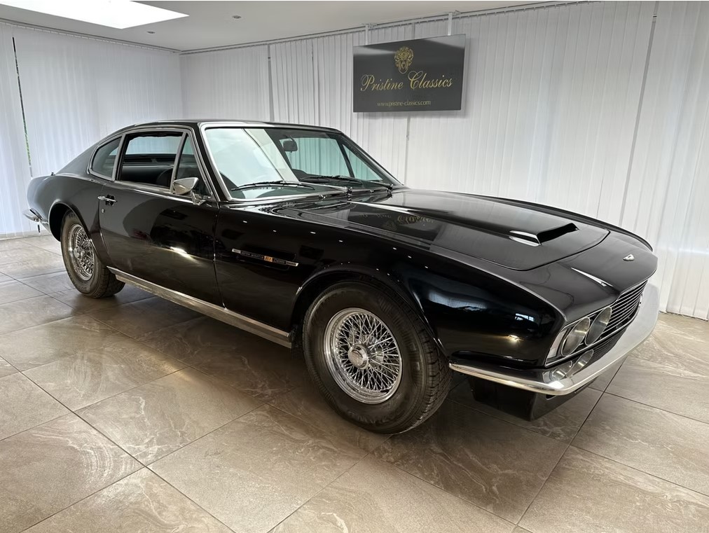 Aston Martin DBS 2