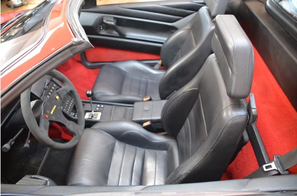 1990 Ferrari 348 TS 10