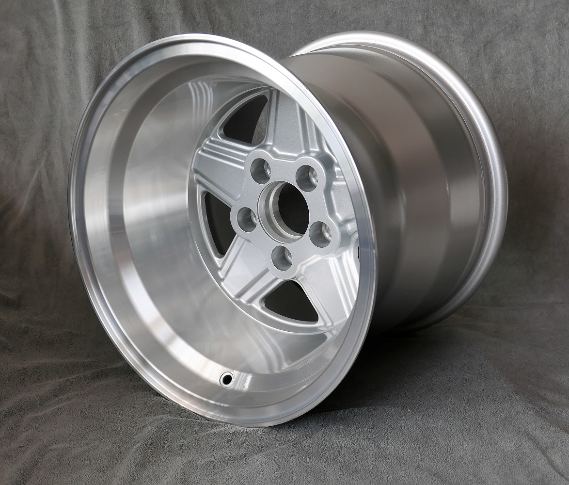 Maxilite Penta Style 12x15 5x112 - AMPE1215