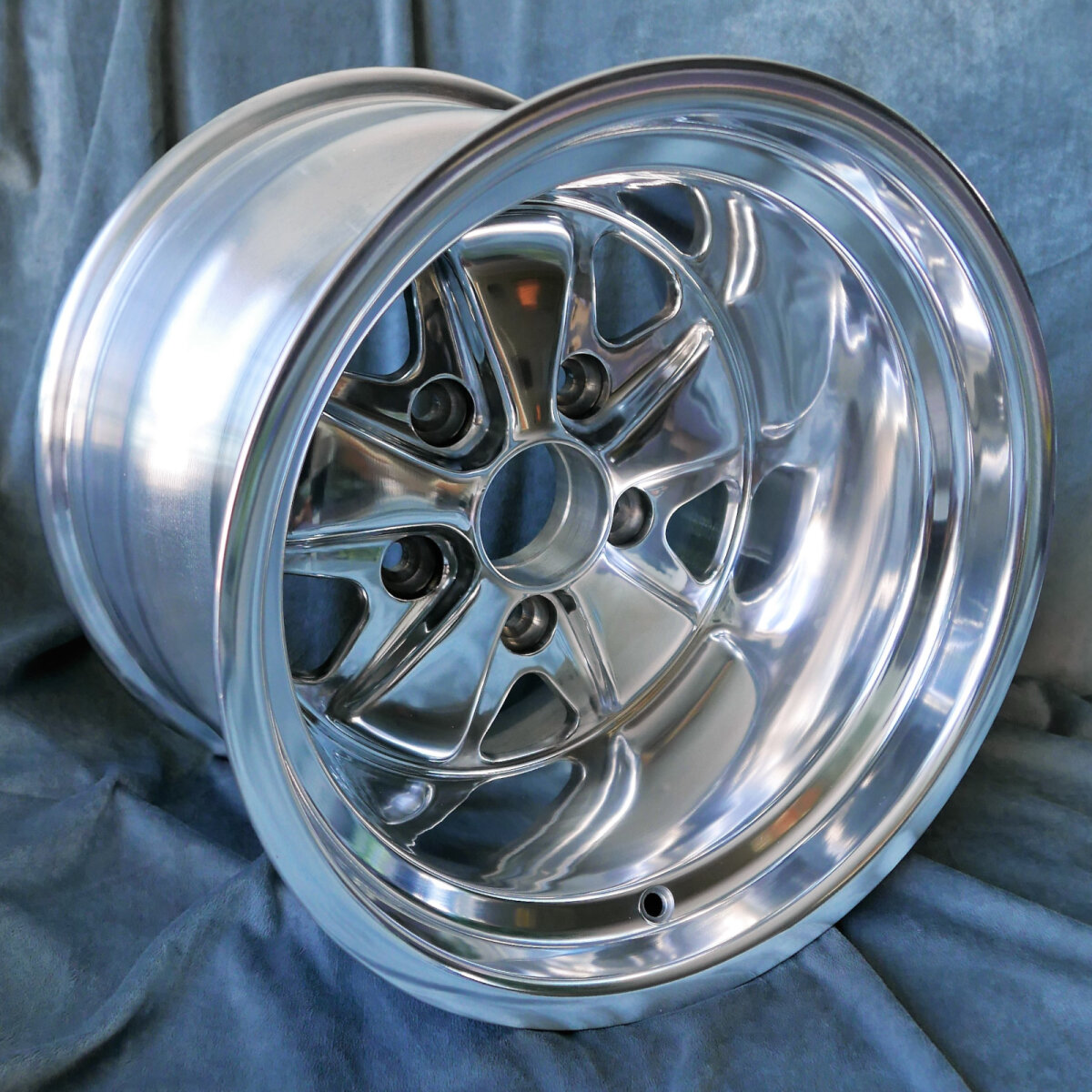 Maxilite 5-Spoke Style 11x15 – Porsche 911 SC