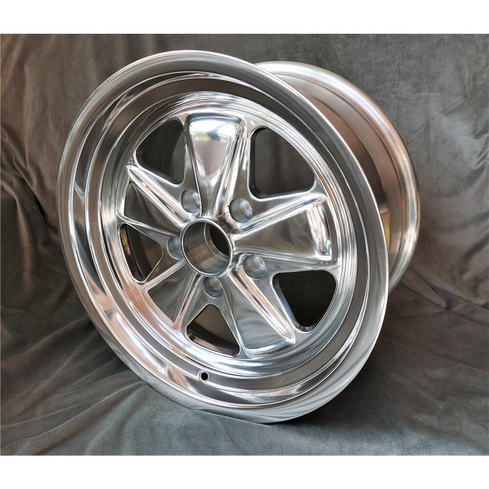 Maxilite 5-Spoke Style 9x17 – Porsche 911 Turbo 3.3