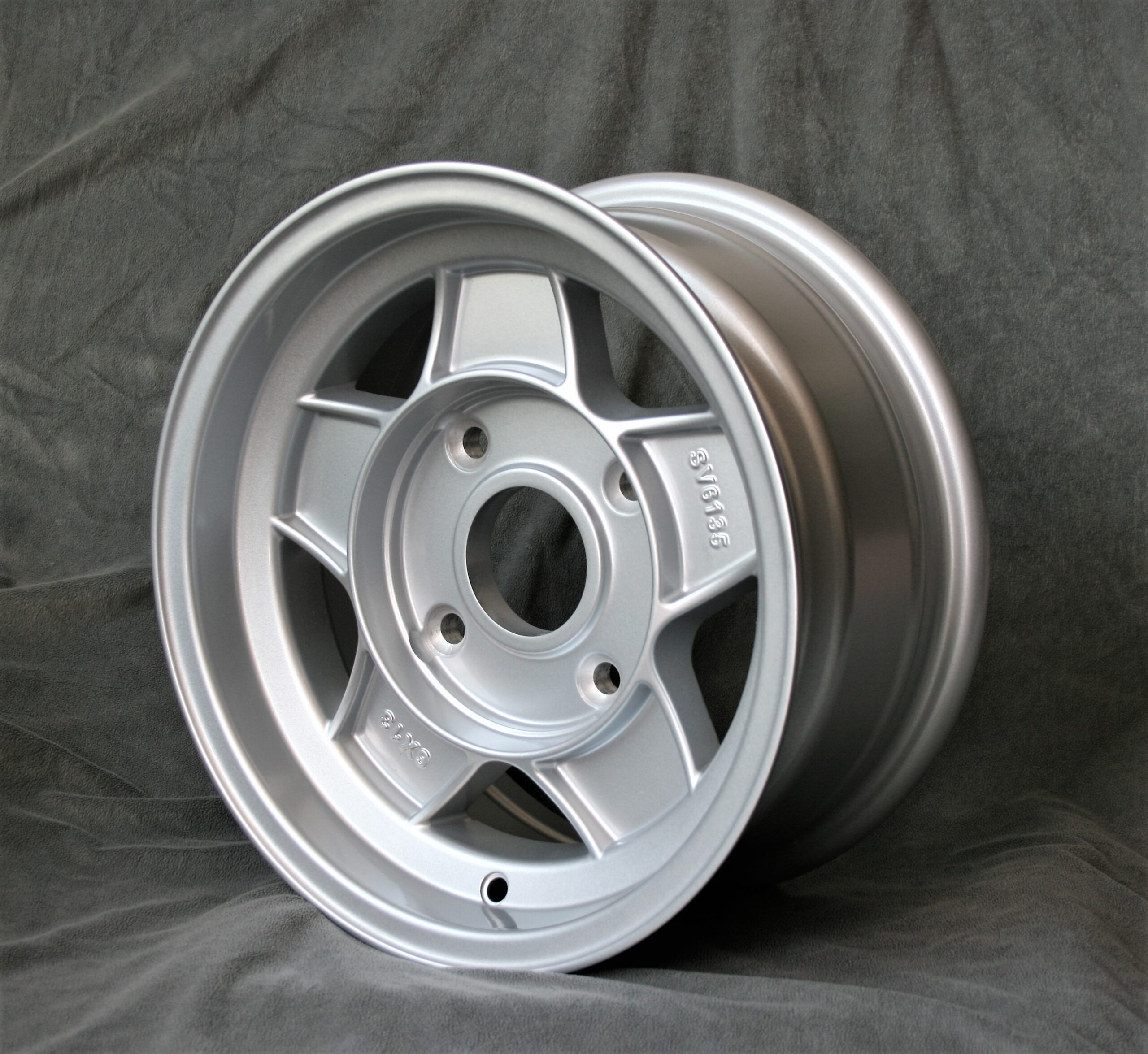 Maxilite Formula Super Vau Style 6x13 4x130 - FVAT613000