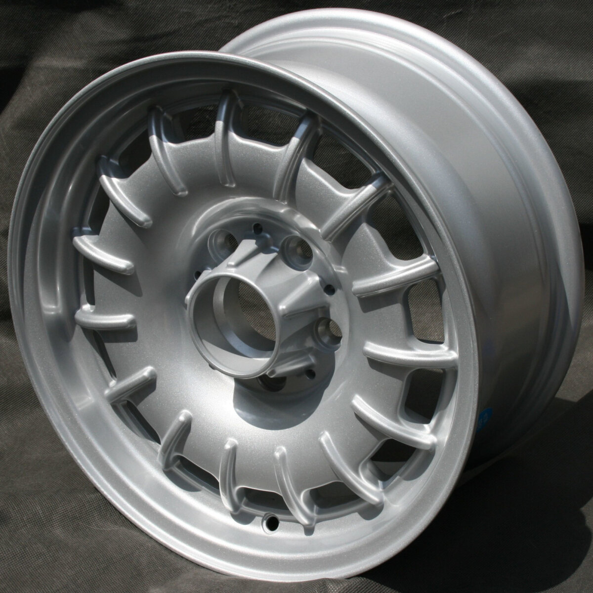 Maxilite Bundt Style 7x15 – Mercedes W124