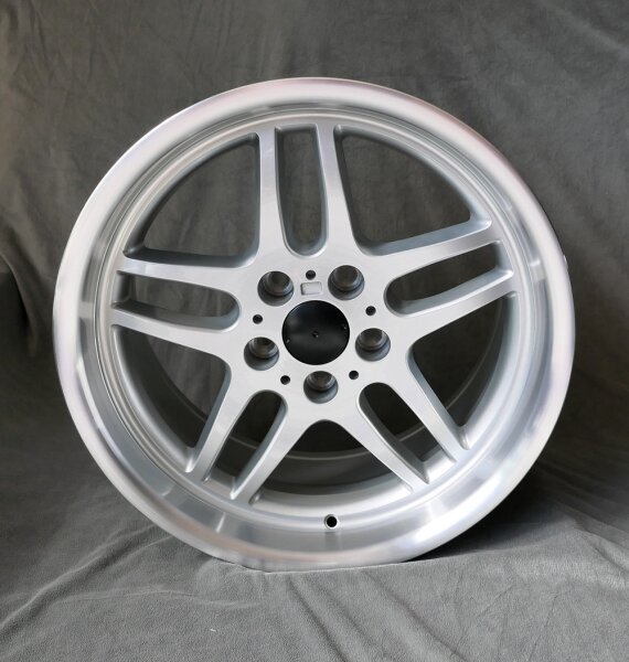 Maxilite BM34 Style 8x18 5x120 - BMM5818512028
