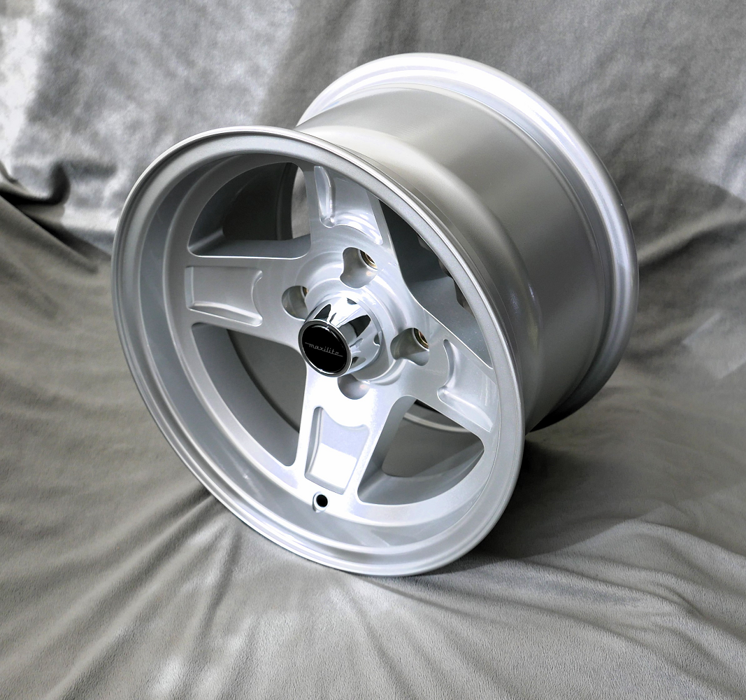 Maxilite Campagnolo Style 8x13 – Ford Cortina Mk1