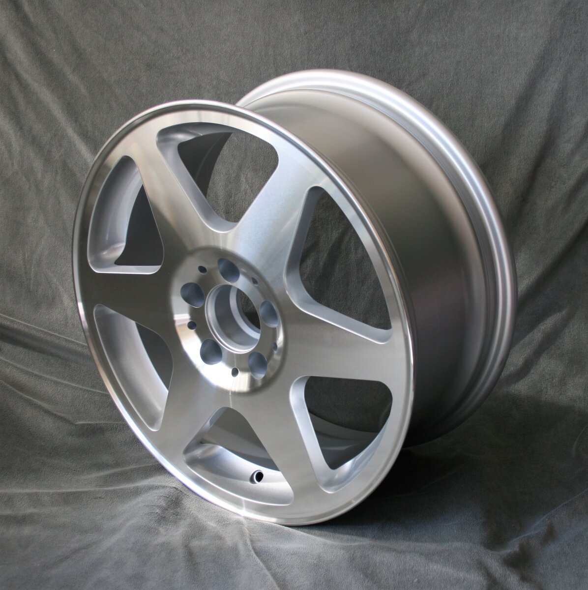 Maxilite Evo Style 7,5x17 – Mercedes W201