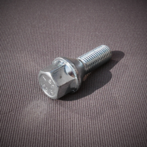 Maxilite Wheel Bolt Kit - KB2