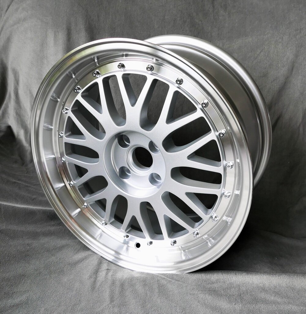 Maxilite Le Mans Style 8,5x17 – BMW 8er E31