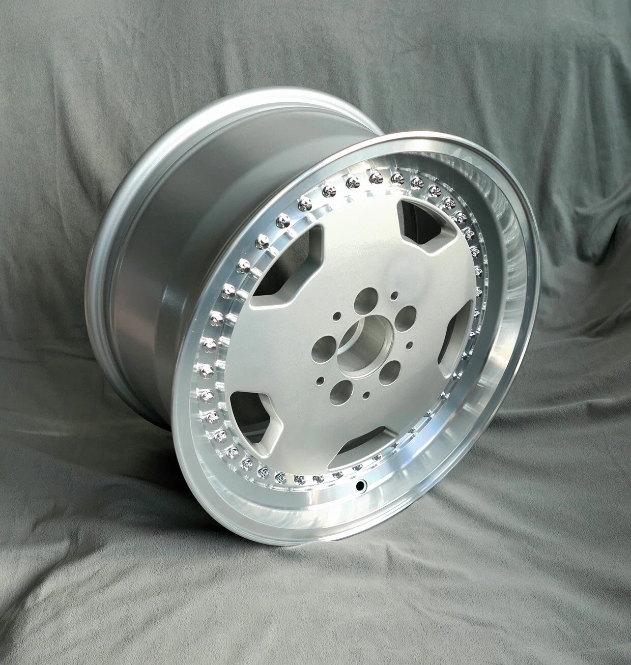 Maxilite Aero 3 Style 8x17 – MERCEDES W116 - Image 2