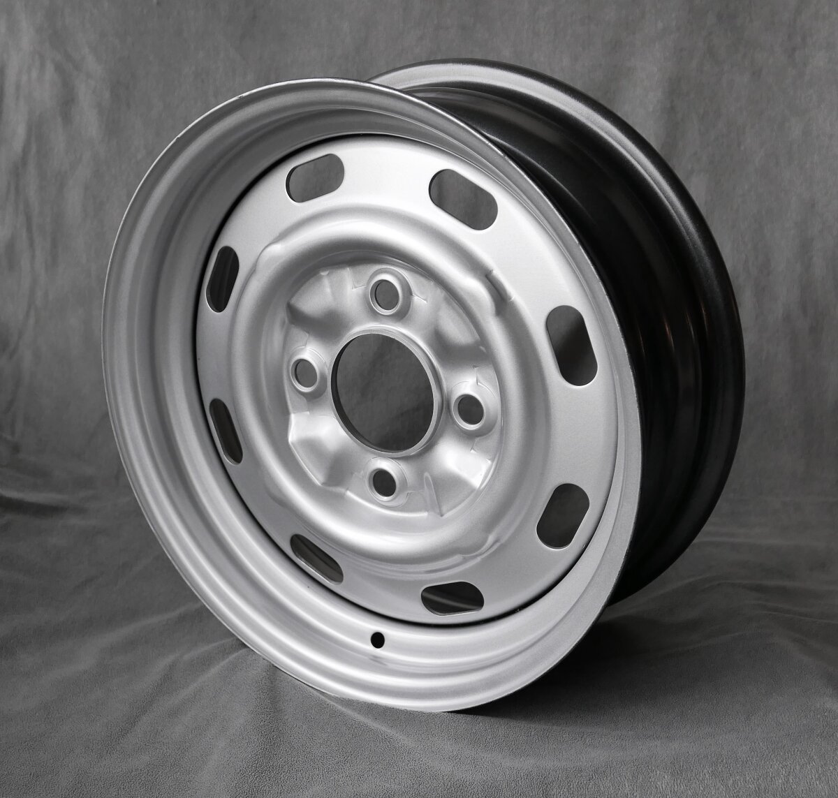 Maxilite Steel Wheel Style 5,5x15 – VW Typ 3 1969-1973