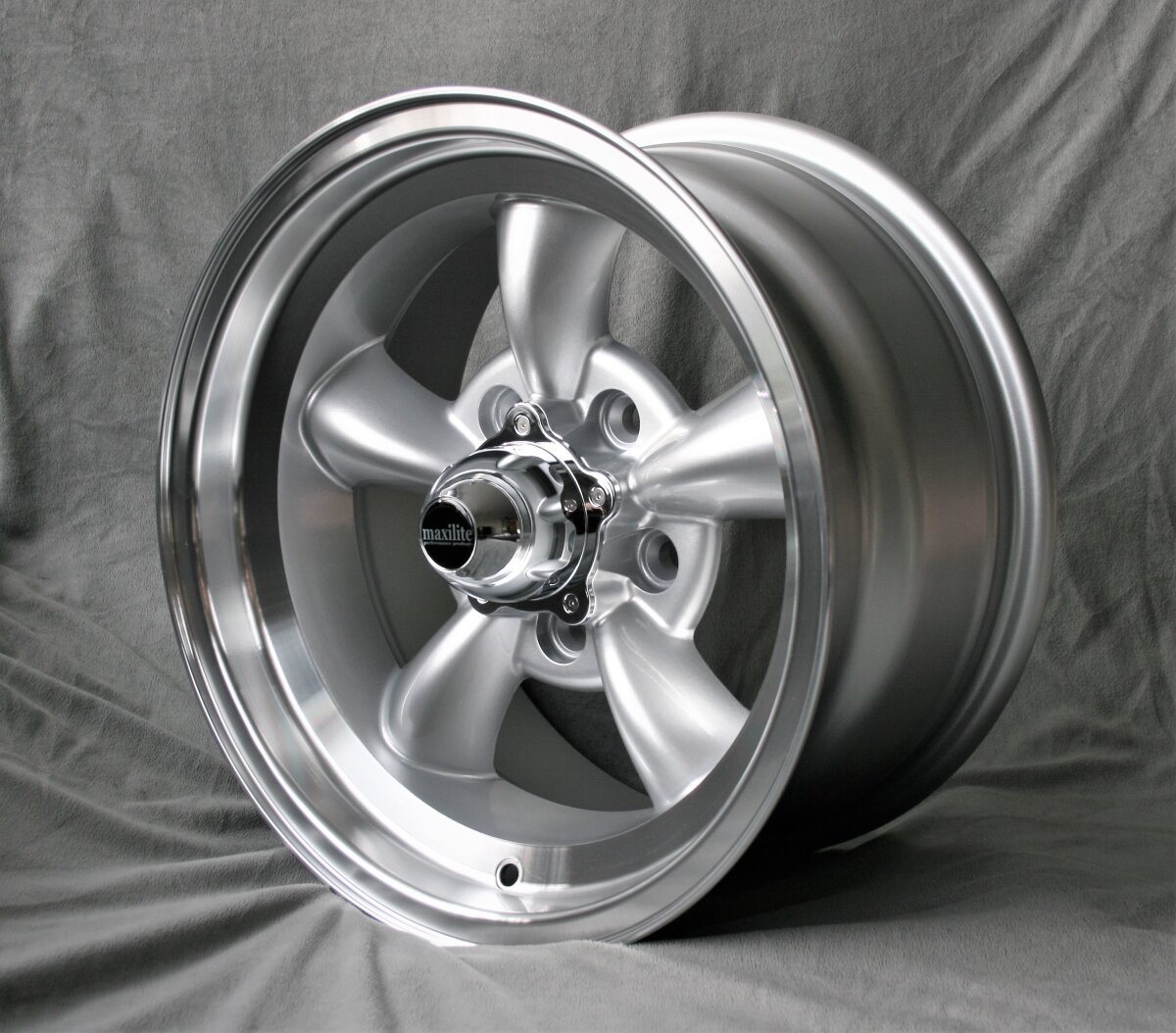 Maxilite Torque Thrust Style 8x15 – dodgepolara