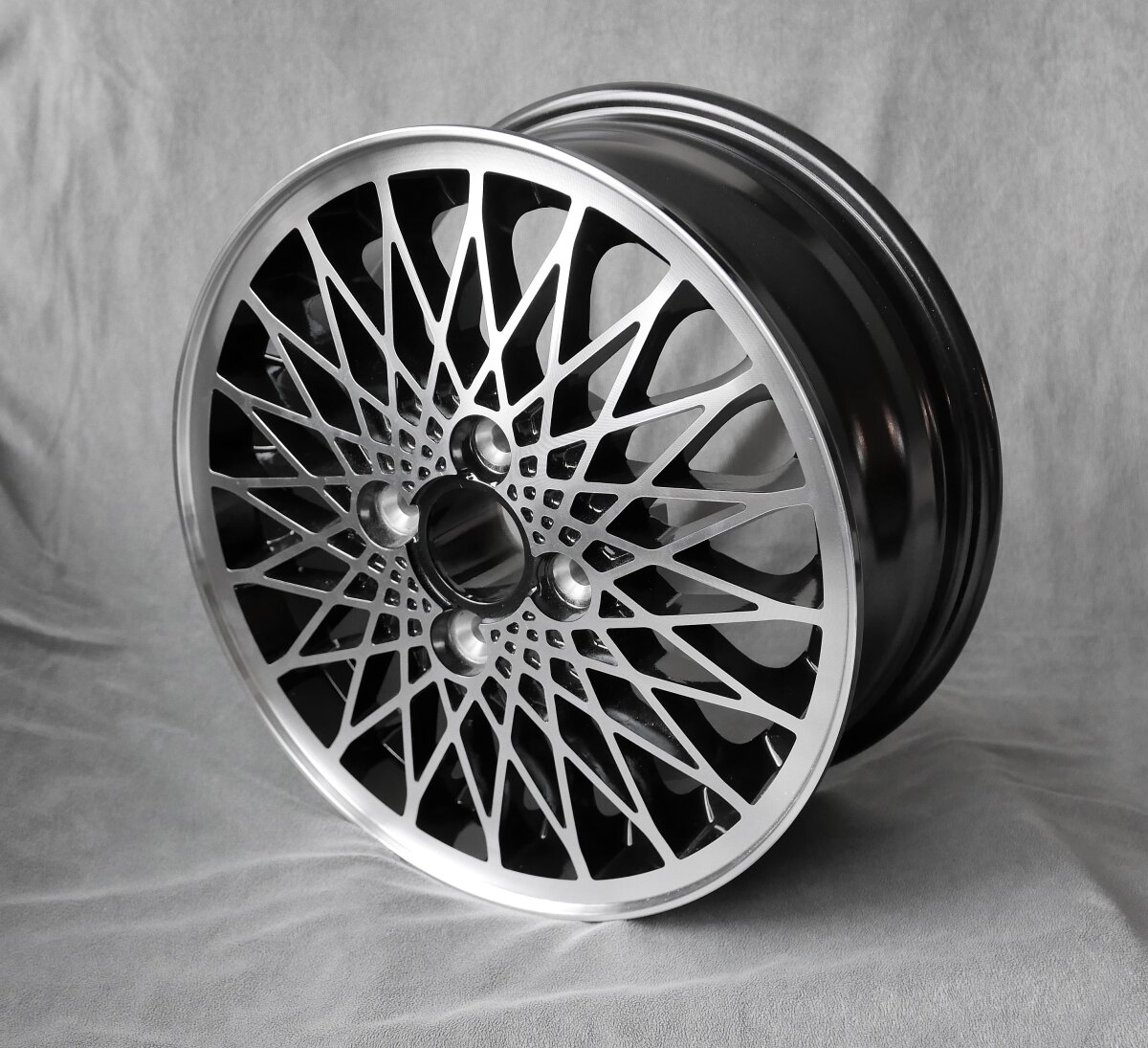 Maxilite Turbo Style 6x15 – Porsche 924