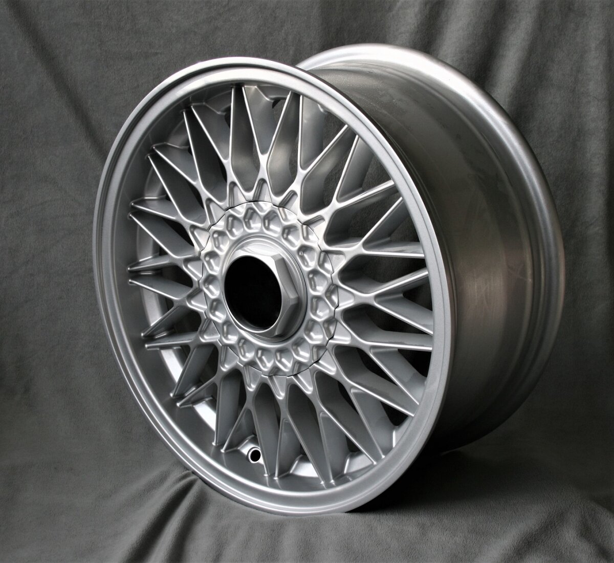 Maxilite X Spoke Style 7x16 – Opel Kadett B